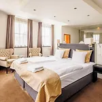Grand 4* Alkmaar