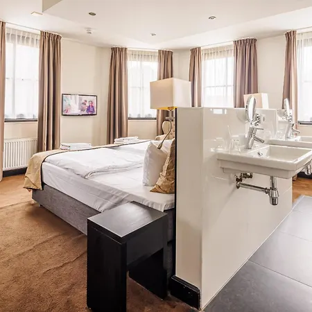 Grand Hotel 4*