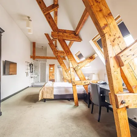 Hotel Grand 4*