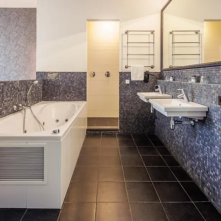 Grand Hotel 4*